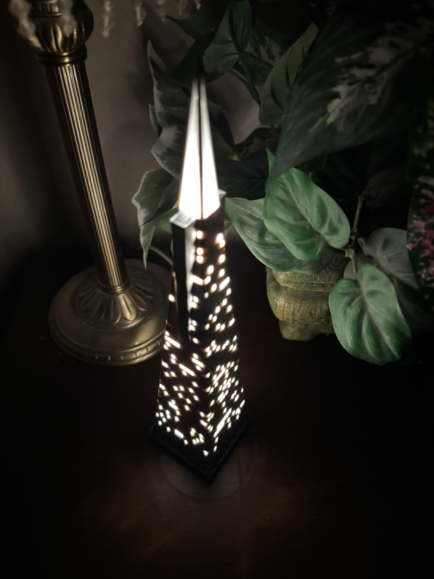 Transamerica Pyramid Light Up Model- 3D Printed Small